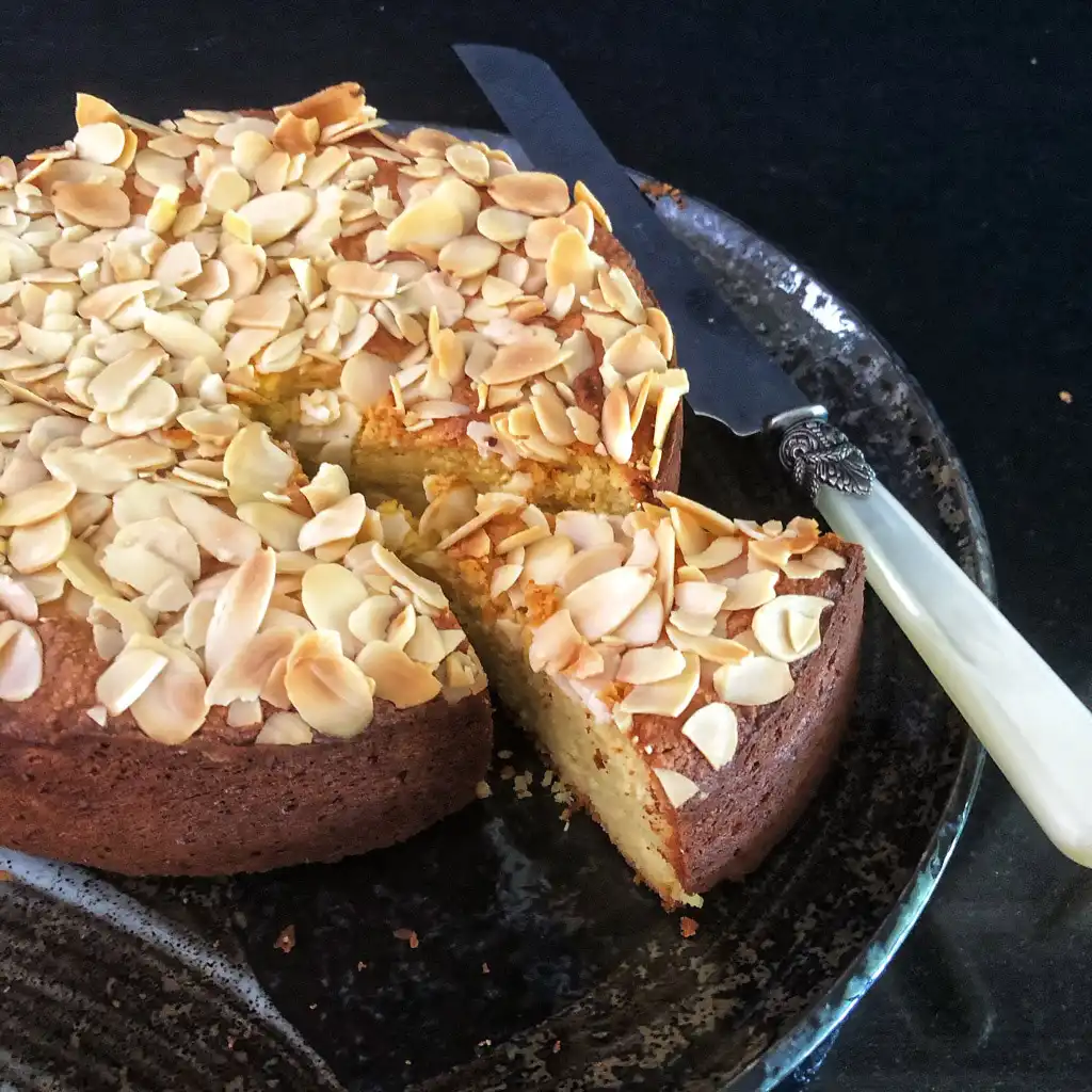 Almond cake Almond cake
